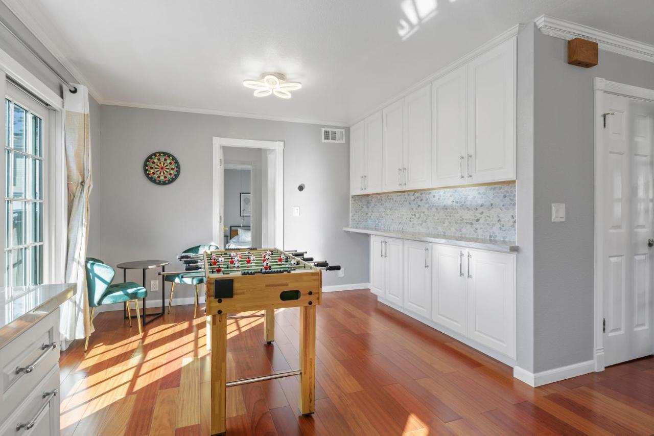 @ Marbella Lane - Buckingham Place Laundry + P Pacifica Exterior photo