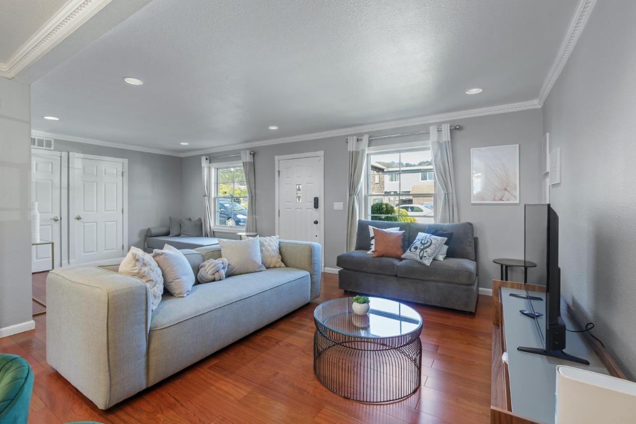 @ Marbella Lane - Buckingham Place Laundry + P Pacifica Exterior photo